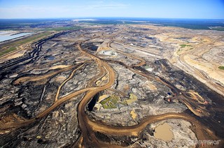 Sables bitumineux&nbsp;: Ottawa et les p�troli�res travaillent main dans la main